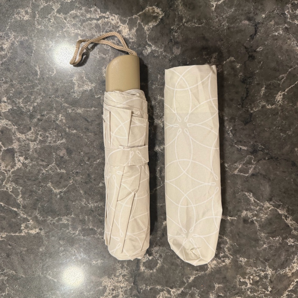 NWT DSW Umbrella